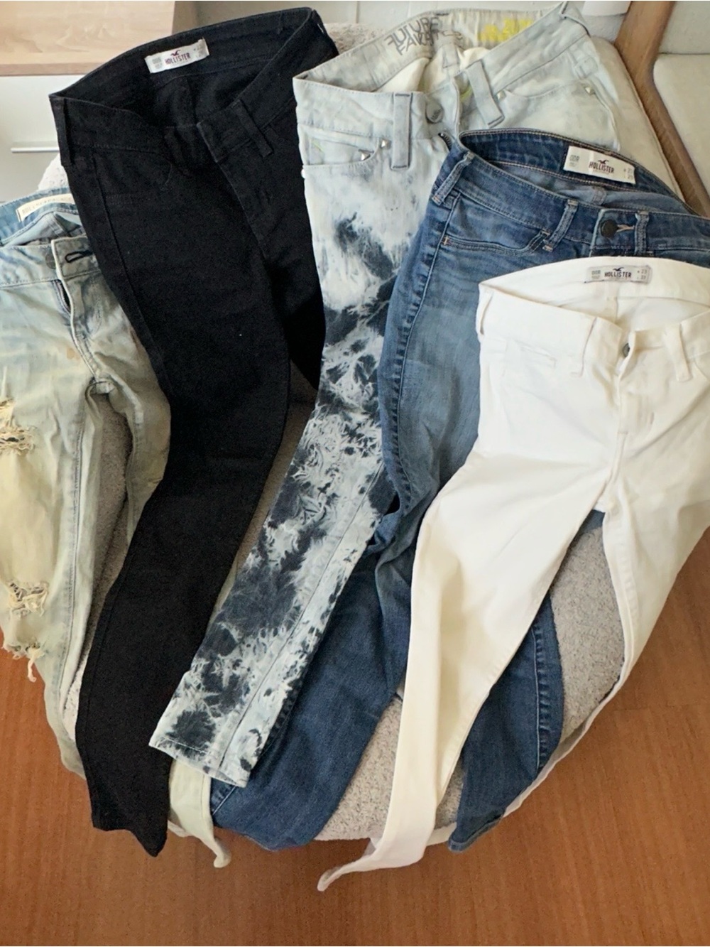 00 Hollister / Bullhead Skinny Jeans